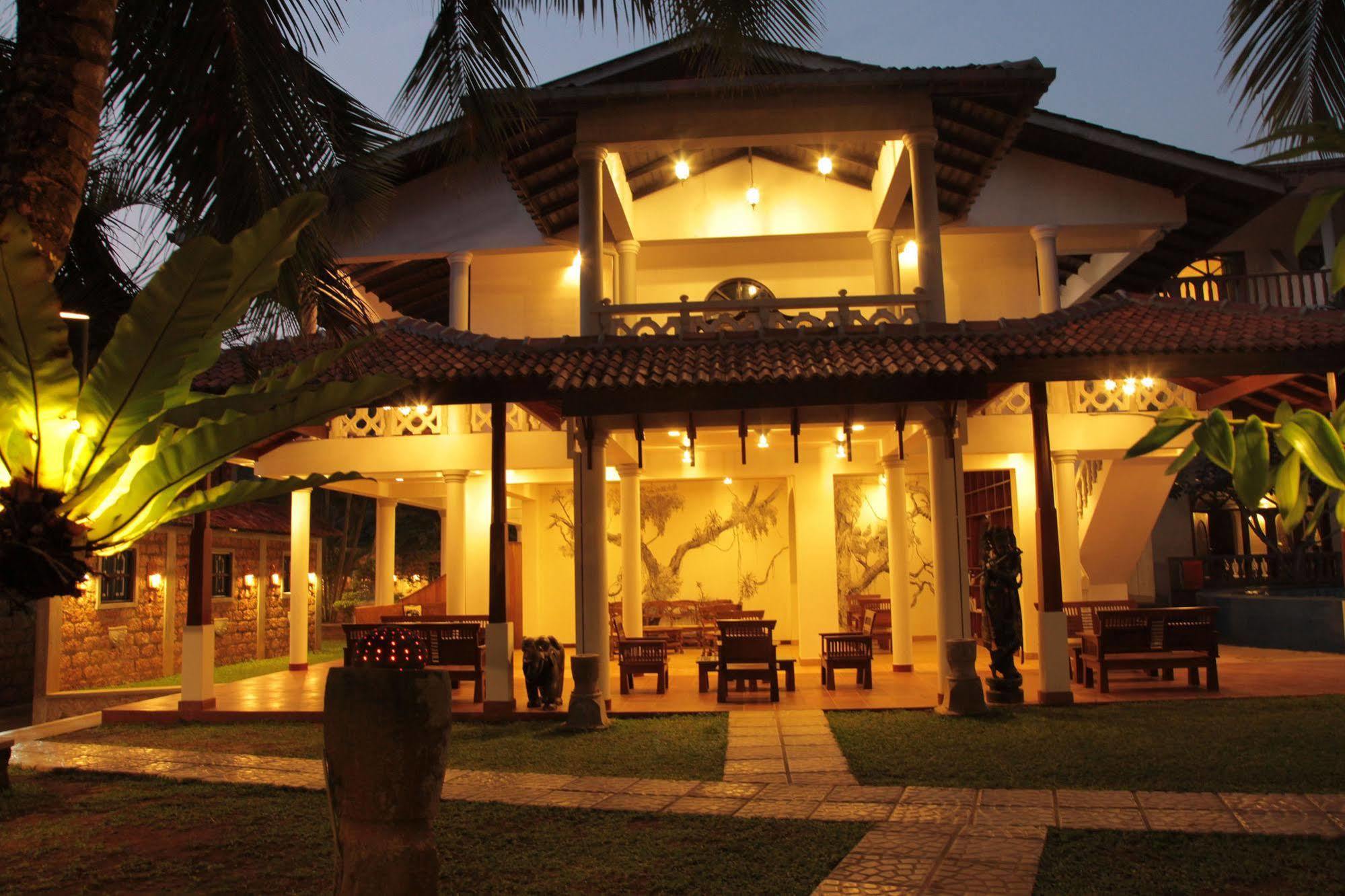 Wunderbar Beach Hotel Bentota Exterior foto